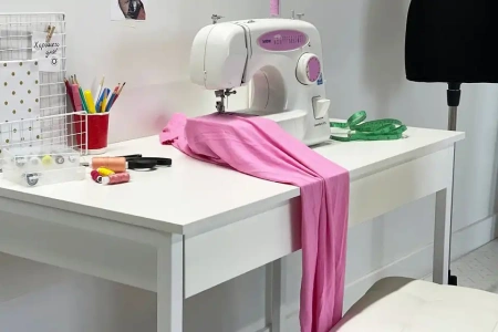 Стол письменный Юниор