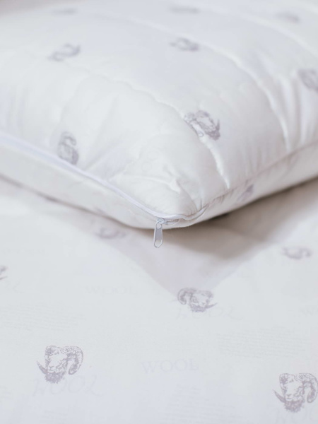 Merino wool Подушка 70х70